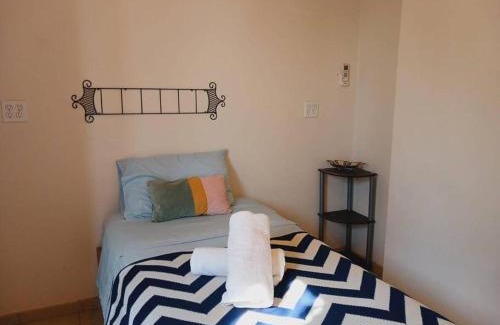 Esterito Apartment | Casa Victoria Vista al mar 2 blocks Malecon with Rooftop