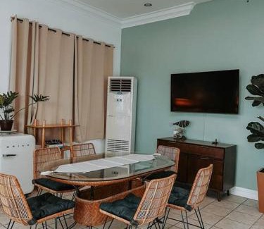 Talisay Apartment | Casa Vista by Hooga Home Bungalow Guest House