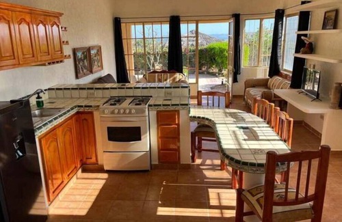 El Centenario Apartment | Casa Vista Del Mar "Casita Sunrise"