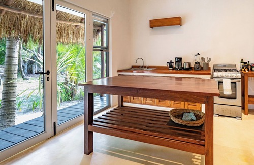 Zona Hotelera House | CASA ZABA