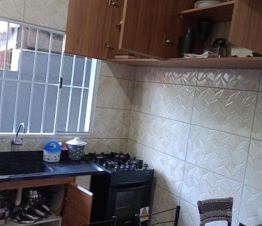 Jardim California House | Casa2 ótima localização, reformada e móveis novos