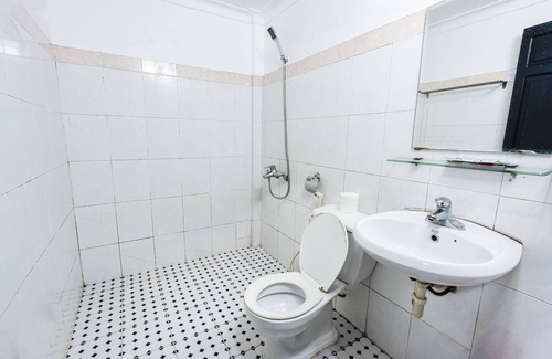 Hue City Centre Hotel | Casablanca Hotel