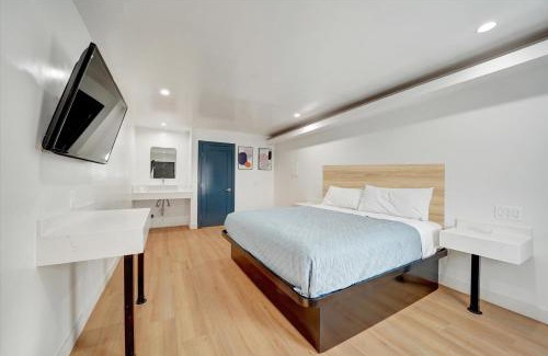 Bell Hotel | Casablanca Inn