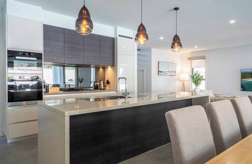 Shell Cove House | Casablanca Luxury Retreat near Shellharbour Marina