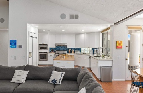 Palm Desert House | Casablanca Off El Paseo