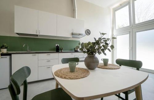 Castel San Pietro Terme Apartment | Casadelfalegname NOCE