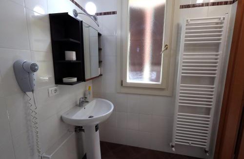 Imola House | casadiviaappia