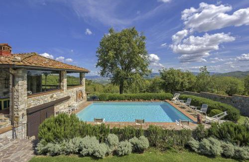 Castellina in Chianti Villa | Casale Cipressi