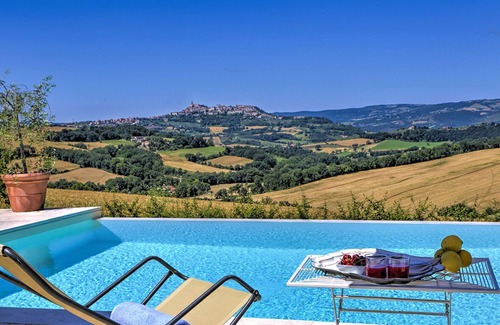 Todi Villa | Casale Dei Gelsomini 8, Emma Villas