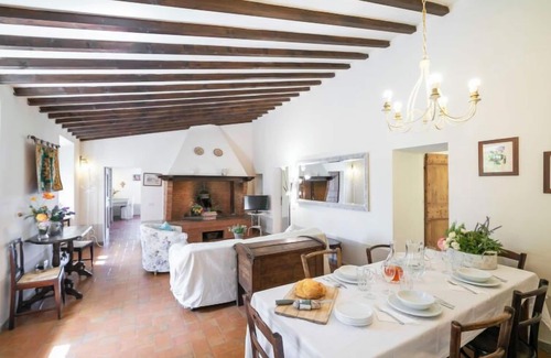 San Feliciano House | Casale dei tigli by Interhome