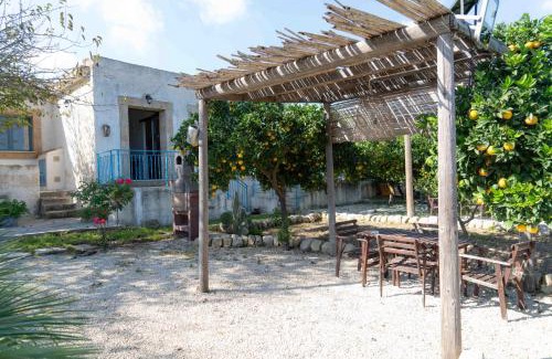 Noto House | Casale Scirbia
