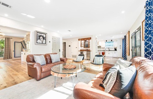 Pensacola House | Casanana Manor at Fairpoint Place