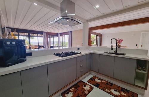 Alto de Buzios Villa | Casarão com Quartos Individuais com Conforto e Qualidade
