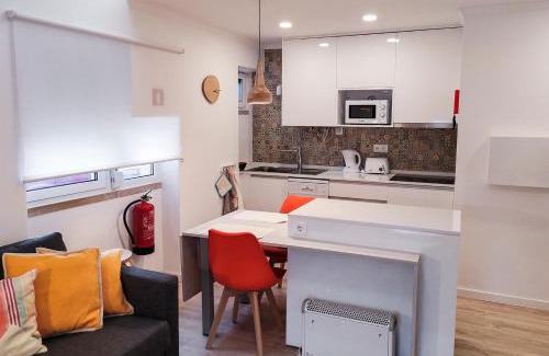Praia de Santa Cruz Apartment | Casas da Avó II