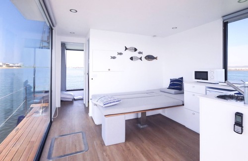 Faro Boat Rental | Casas da Ria - Houseboat in the Ria Formosa