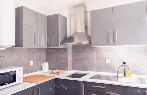 Santa Maria Maior Apartment | Casas do Bairro Conqvistador