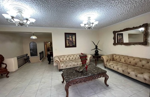 San Pedro Tlaquepaque House | Casas Morales en el Corazón de san Pedro Tlaquepaque