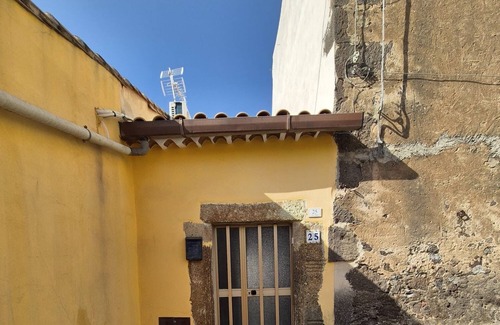 Seneghe House | CasaSaLauna
