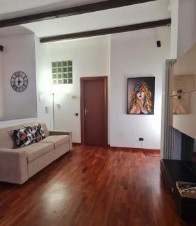 Porta Nuova Apartment | casati degli artisti