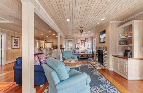 Pawleys Island House | CasaUp Charming Duplex in Beautiful Pawleys Island