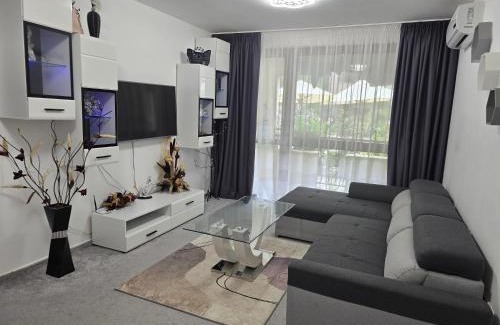 Chaika Resort | Cascadas pool view luxury apartment Sunny beach