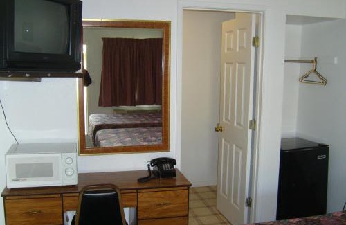 Lebanon Hotel | Cascade City Center Motel