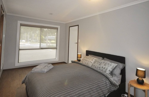 Bongaree Villa | Cascade Cottage