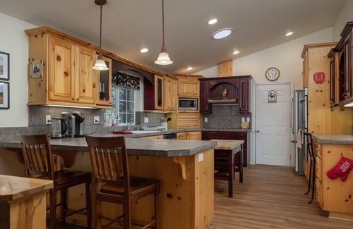 La Pine House | Cascade Lakes Family Retreat