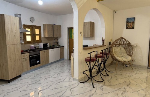 Ngaparou Villa | Cases Conviviales et Chaleureuses