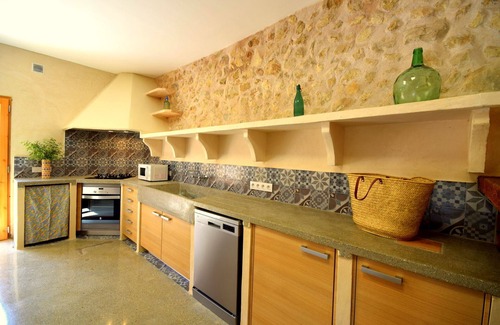 Vilafranca de Bonany House | Cases d'Alcudiarrom in mint condition in a very quiet location for 12 people