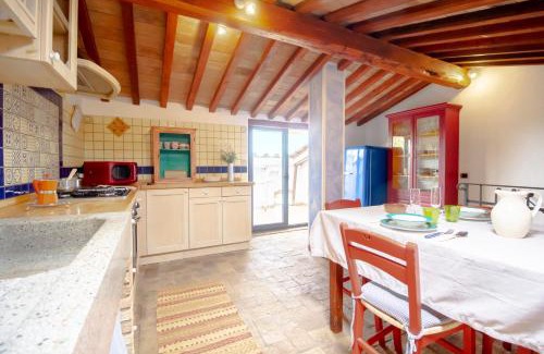 Castellina Marittima Apartment | Casetta de Sodoni by TuscanyWeGo