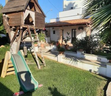 Parabita House | Casetta Dei Nonni con Giardino, by Apuliahome
