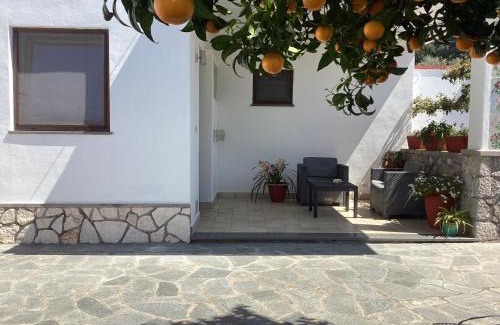 Anacapri Bed & Breakfast | Casetta Minghitto Relaxing rooms in Capri