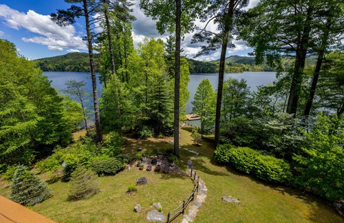 Cullowhee House | Cashiers, Lake Glenville, 3 Acres 500ft Private Beach & Dock, sleeps14,Mt View