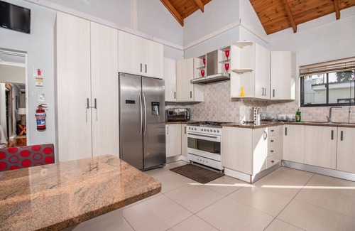 Port Elizabeth House | Cashmere Suites