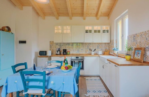 Lido di Camaiore House | Casina del Sole by Interhome