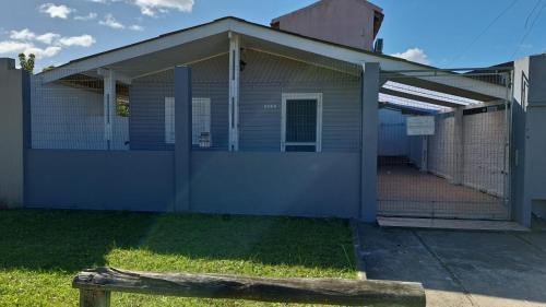 Cassino House | Casinha Cinza Cassino