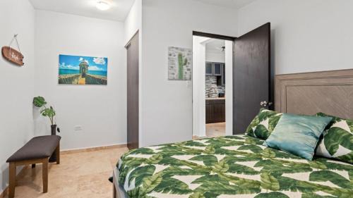 Puntas Apartment | Casita 4 at Ceiba Tree Inn. Tranquility with Garden Views and Pergola with Ocean Overlook