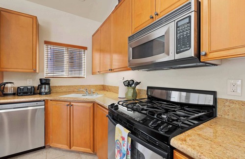 Coachella Apartment | Casita 86115 - Studio with Resort Amenities!