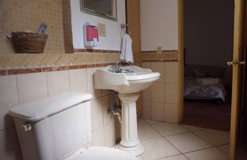 Loma Dorada House | |Casita Armonia| ☆ GATED ☆ PlentyOfPARKING ☆ 3minBEACH|