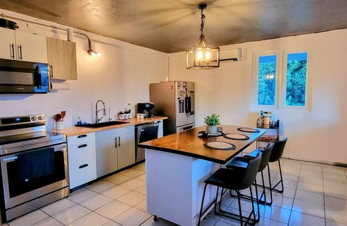 Mabu House | Casita la Roca Retreat