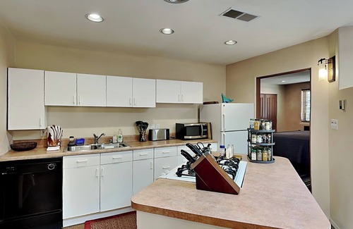 Santa Fe House | Casita Luna | Near Trailheads, Downtown