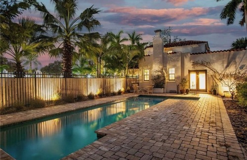 Altamont Manor House | Casita near Downtown Fort Myers