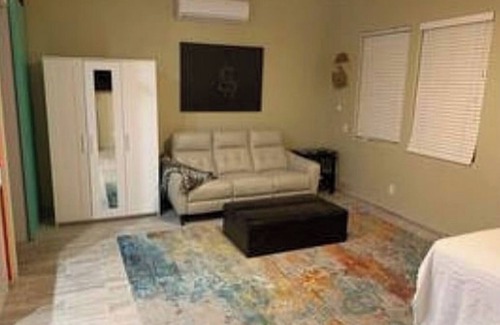 Henderson Apartment | Casita Outlook