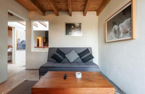 Valle de Bravo House | Casita Panadería, Cozy House in San Simón