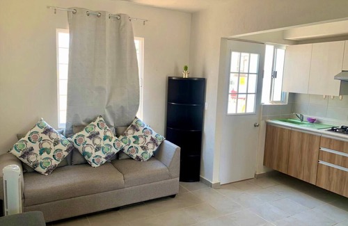 Acapulco House | Casita PuntaMar Diamant quiet and cozy space near the beach, barra vieja