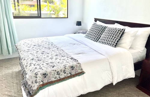 El Tanque Apartment | Casita Sura with Jacuzzi