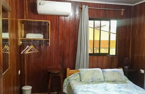 Drake Bay Bed & Breakfast | Casita y Tours Happy Feet Drake Bay - Room #2
