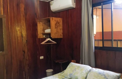 Drake Bay Bed & Breakfast | Casita y Tours Happy Feet Drake Bay - Room #2