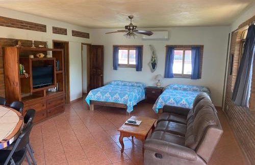 Emiliano Zapata Hotel | Casitas Las Palmas - La Brisa
